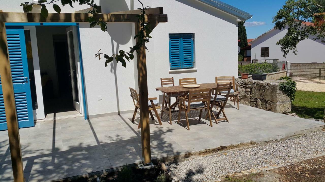 Mendula Vila Premantura Exterior foto